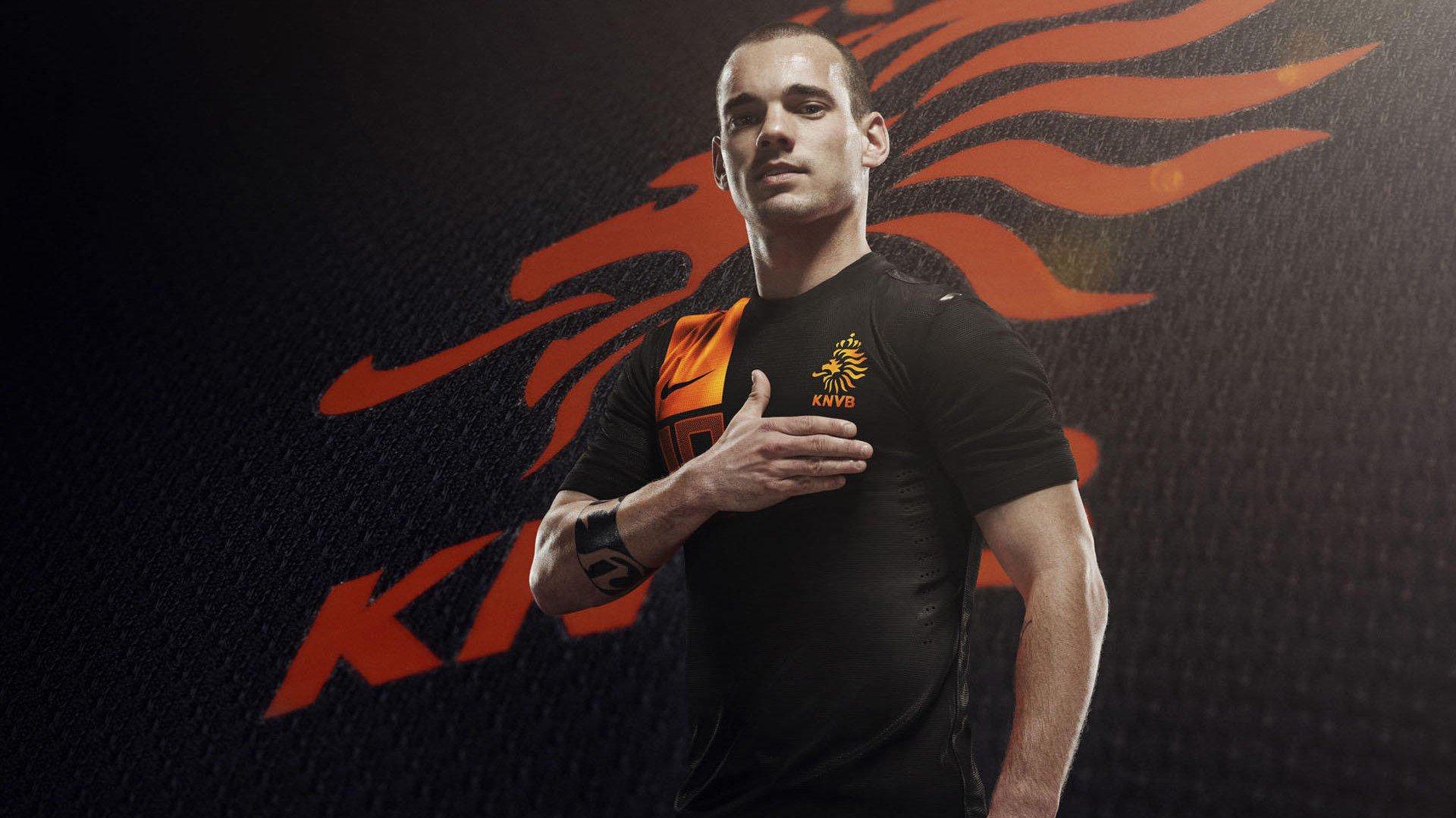 创造历史!门迪、菲尔米诺与马赫雷斯成欧冠亚冠双冠王首三人